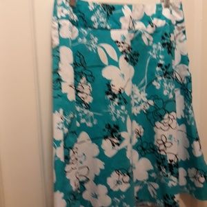 Nine West floral skirt